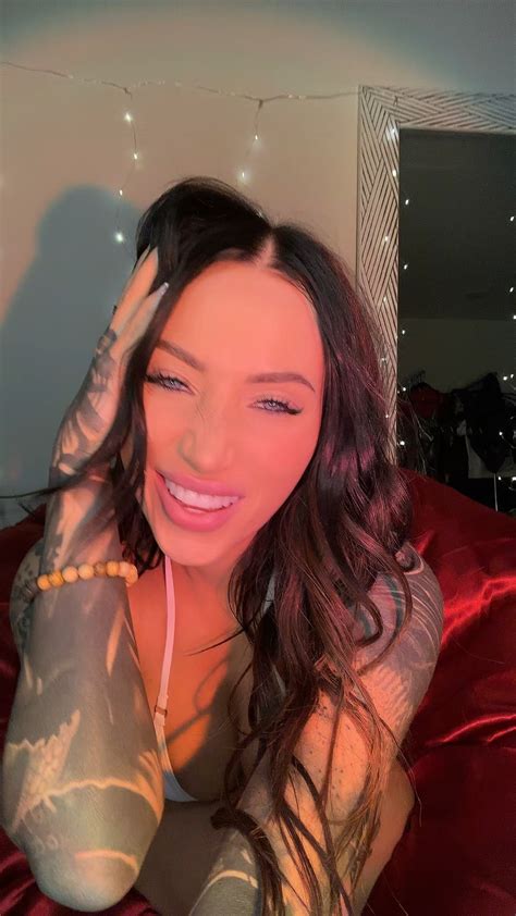 Cuddles Willow Harper Onlyfans Willow Harper Willowharper R Cuddles Willow Harper Onlyfans Willow Harper Willowharper R