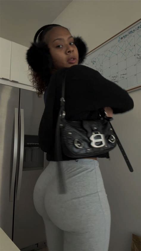 Her Grey Sweatpants On Fleek Model Miss Aylathegoddess