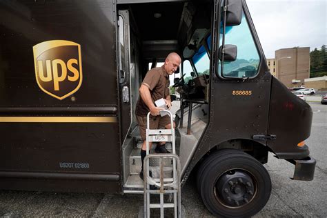 How Much Do Ups Delivery Drivers Make In California Ali Yazzie How Much Do Ups Delivery Drivers Make In California Ali Yazzie