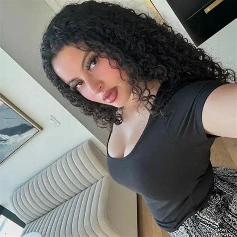 Siarlyxo Leaked